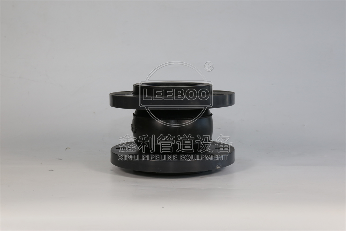 正確的情況下橡膠接頭為什么會開裂？