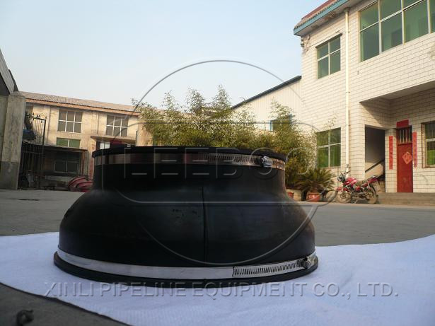 青海省西寧市城東區(qū)卡箍式異徑液壓<a href=http://www.xinligd.com target=_blank class=infotextkey>橡膠接頭</a>